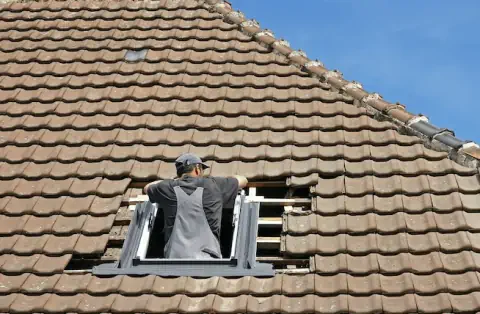 Pose de velux - Saint-Étienne-de-Tinée